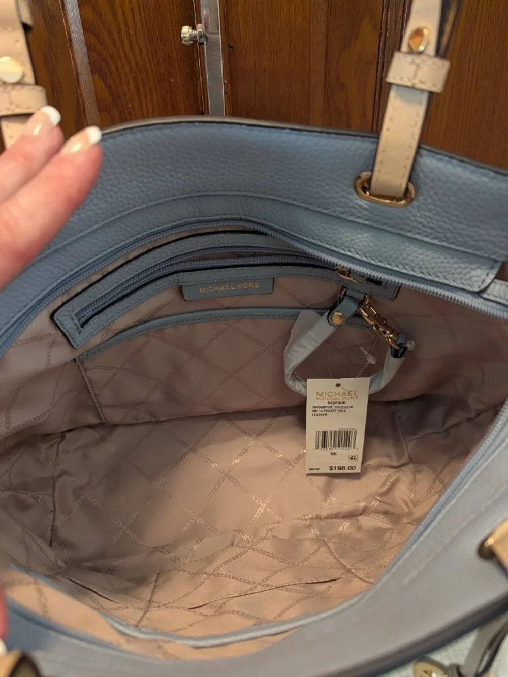 MICHAEL KORS Bedford Pale Blue Pocket Tote